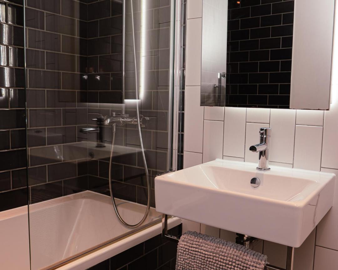 Charming 1Br Apartment In London Exteriör bild